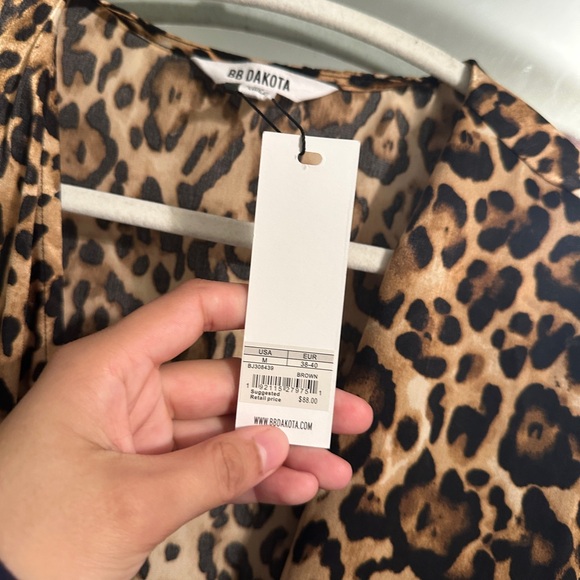 NWT BB Dakota Wild Card Animal Print Wrap Ruffle Dress - Picture 10 of 15